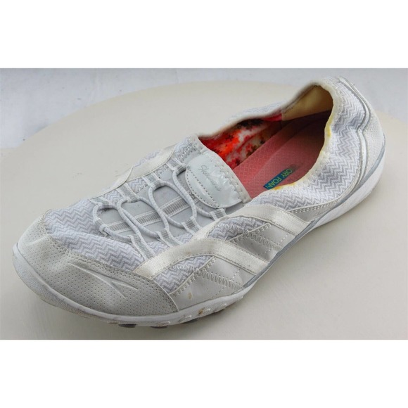 Skechers Size 9.5 M White‎ Slip On Walking Synthetic Women Shoe - Picture 1 of 8